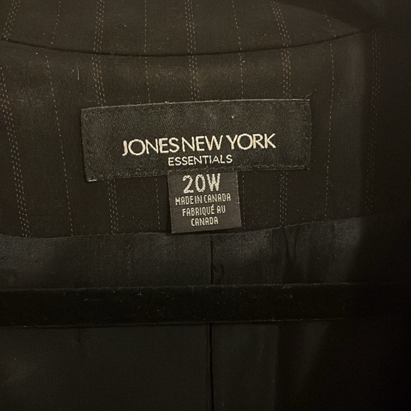 Plus size dress and blazer set - Picture 8 of 9